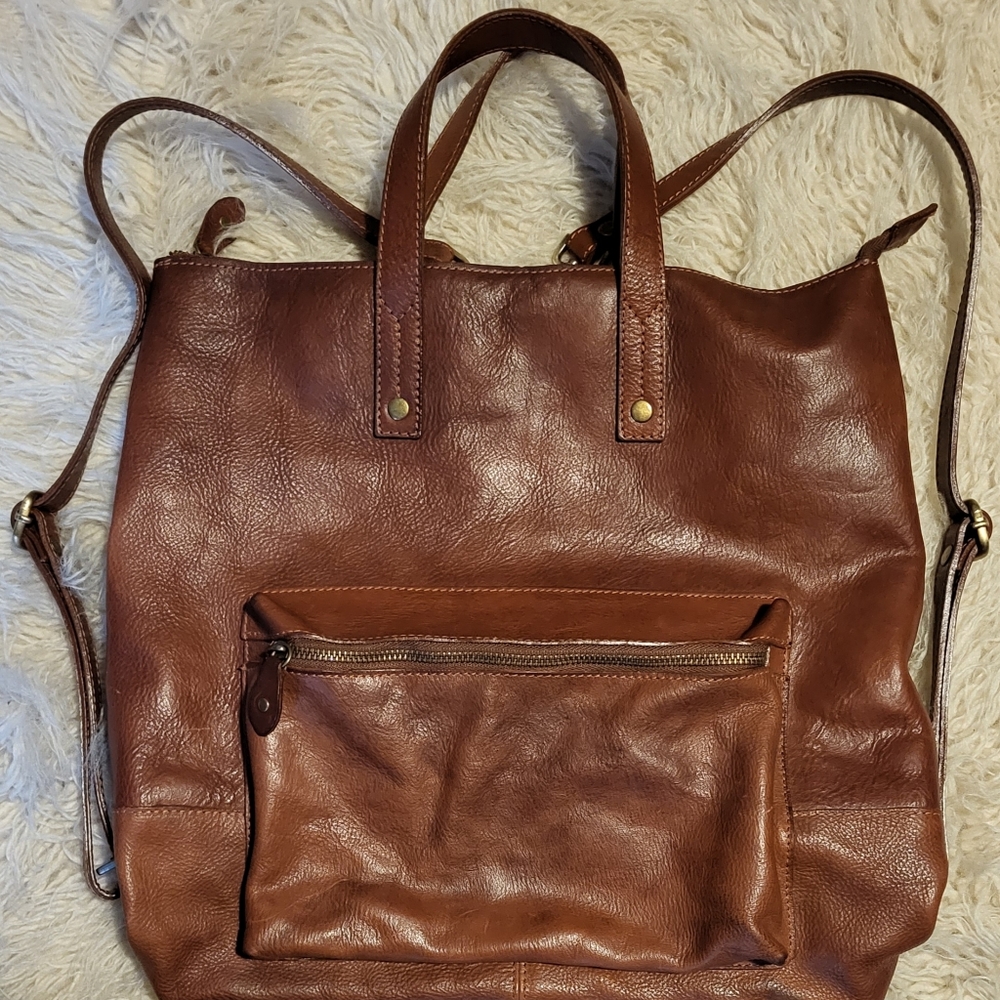 NWT I Medici Firenze genuine soft Italian leather shoulderbag/backpack/tote